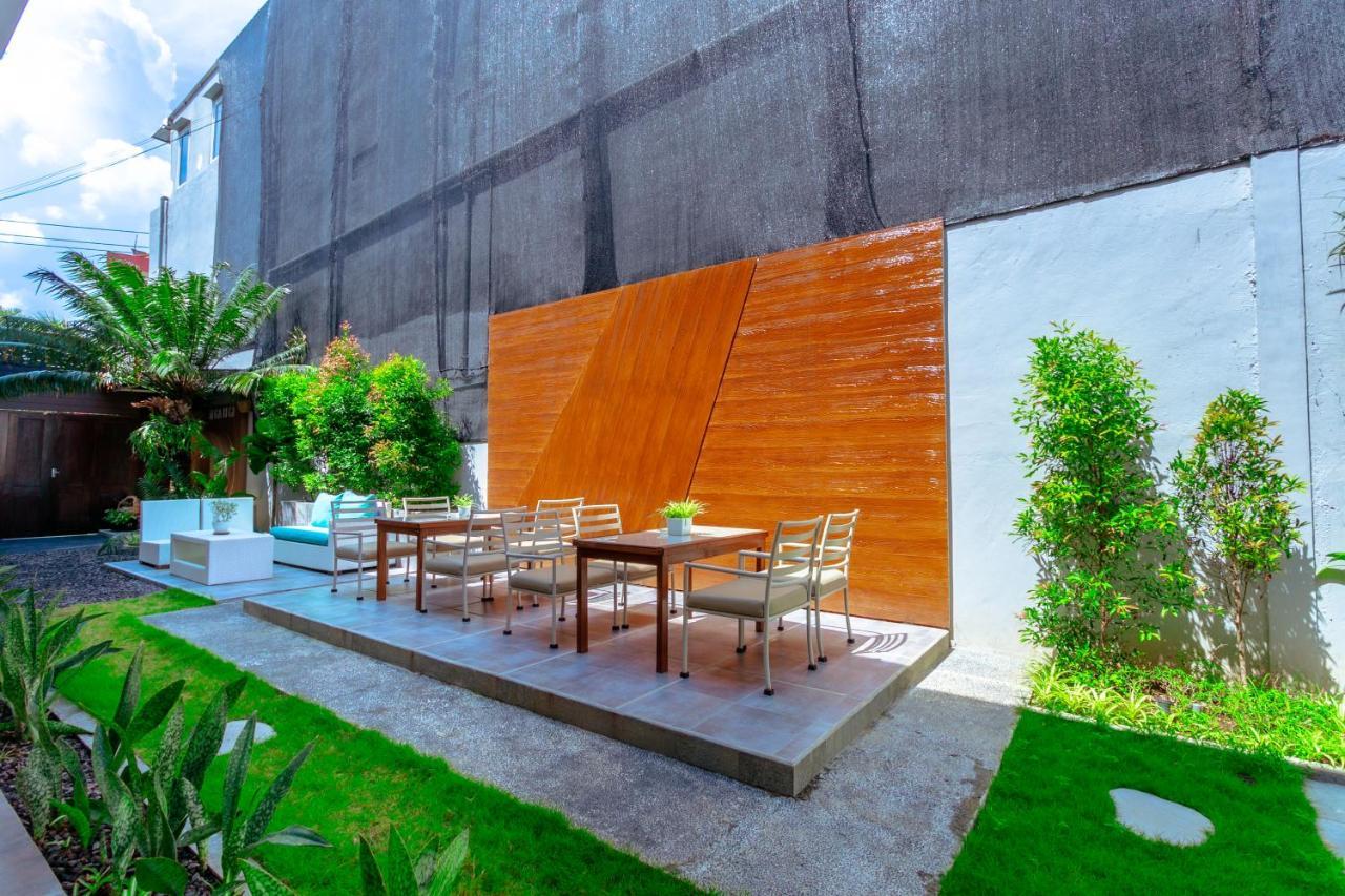 Lega Legi Town House Seminyak By The Lavana Dış mekan fotoğraf